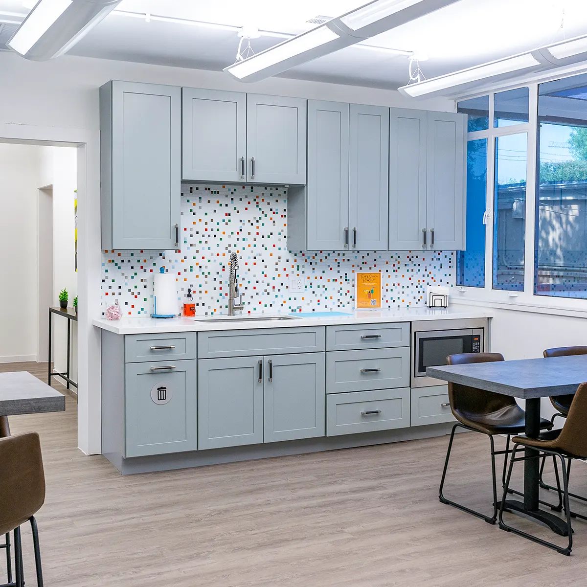Bright kitchen with a table and chairs enhancing the cozy atmosphere in Texas